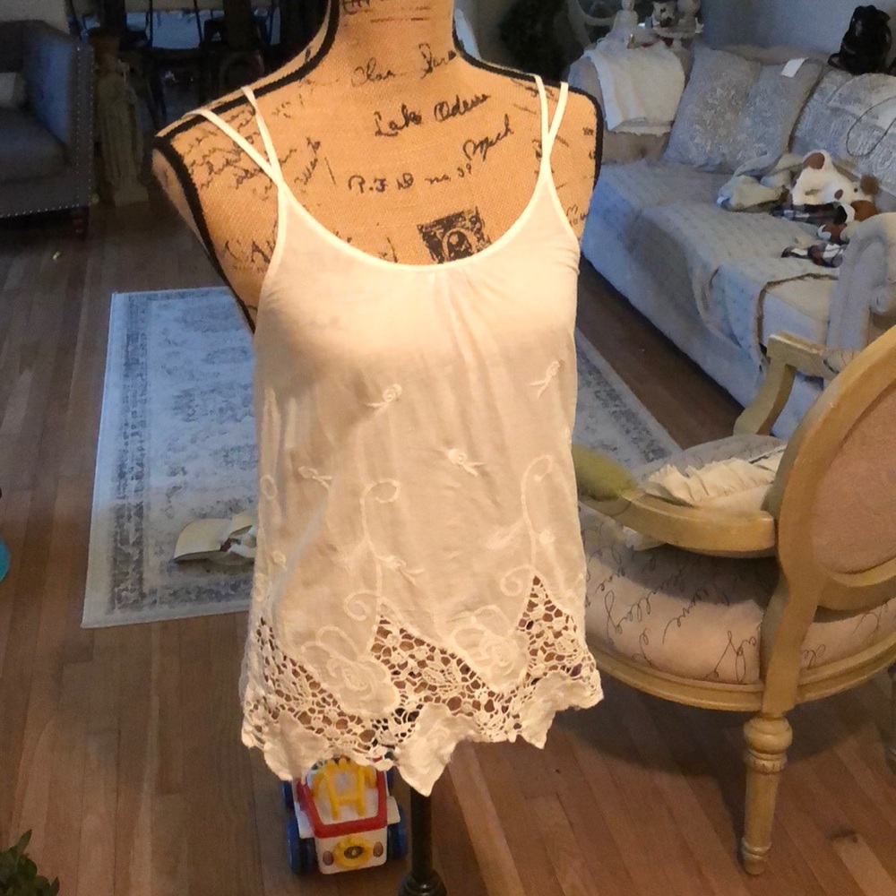White tank